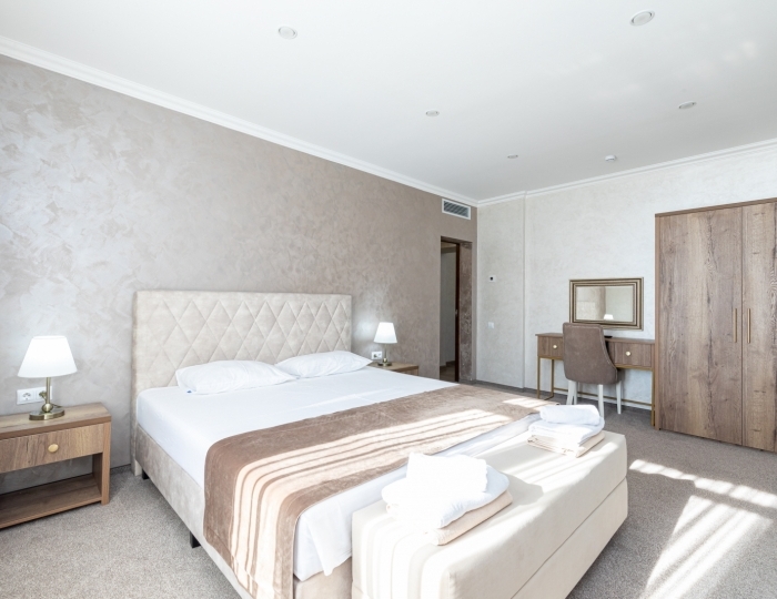 Апартаменты 4-местные 3-комнатные, корпус 2 или 3 - Дом отдыха «Нарт» Гагра