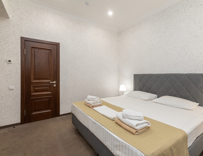 Полулюкс 2-местный 1-комнатный, вид на горы, корпус 1 - Дом отдыха «Нарт» Гагра