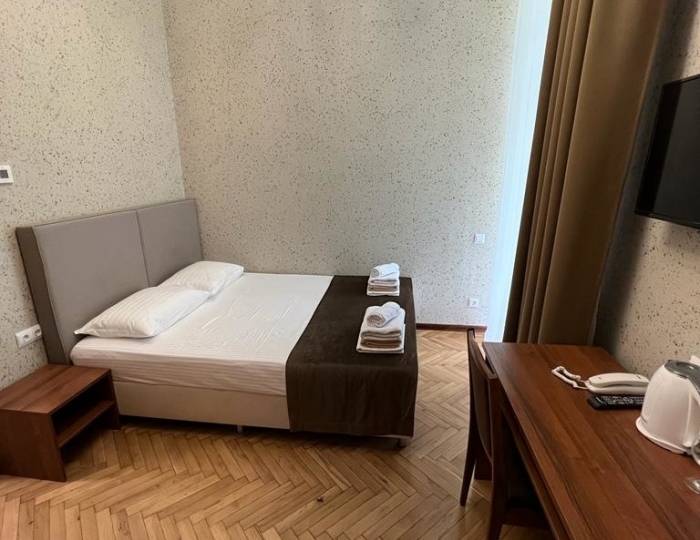 Стандарт 2-местный 1-комнатный, вид горы/дорога, корпус 4 - Дом отдыха «Нарт» Гагра