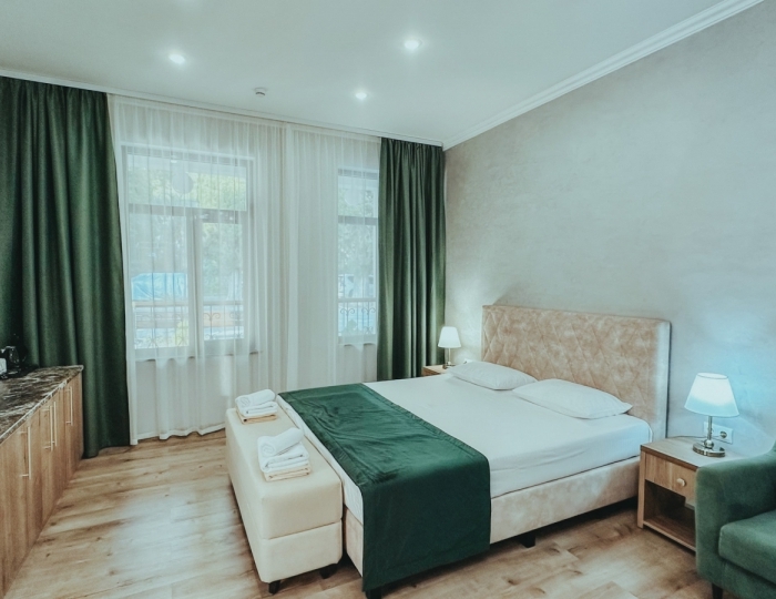 Полулюкс 2-местный 2-комнатный Полулюкс корпус 2,3 - Дом отдыха «Нарт» Гагра